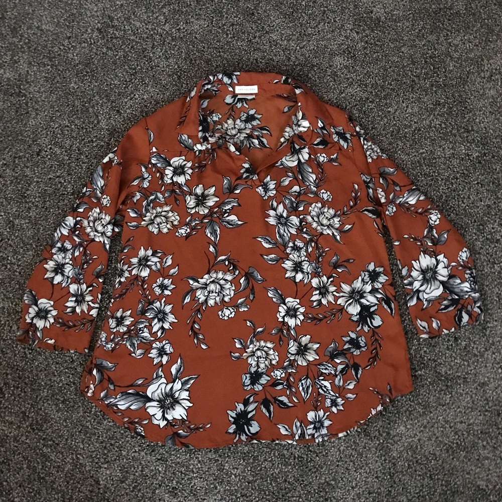 Van Heusen quarter sleeve shirt